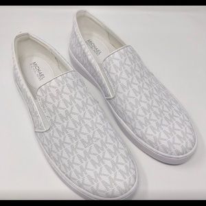9.5 Michael Kors Keaton Slip On Sneaker